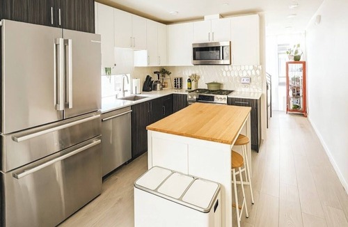 Broadway House | NEW! Capitol Hill w/Skyline View & Cozy Backyard