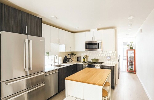 Broadway House | NEW! Capitol Hill w/Skyline View & Cozy Backyard