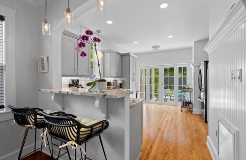 Flamingo Parks House | New! Casa Biscayne, with experienced top Super Host!