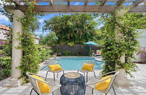 Flamingo Parks House | New! Casa Biscayne, with experienced top Super Host!