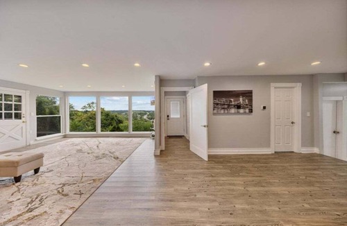 Suffern House | NEW! CASA MATTIA - StayShores