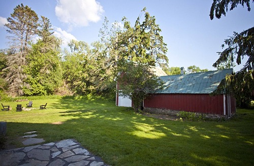 Cazenovia House | NEW! Cazenovia Farmhouse with a Private Pool