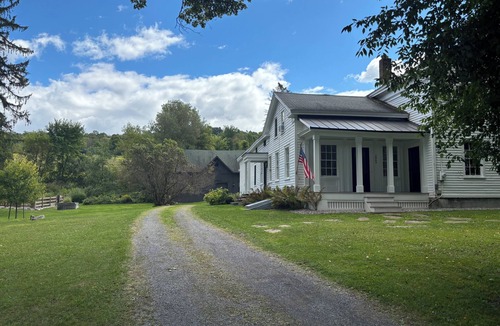 Cazenovia House | NEW! Cazenovia Farmhouse with a Private Pool