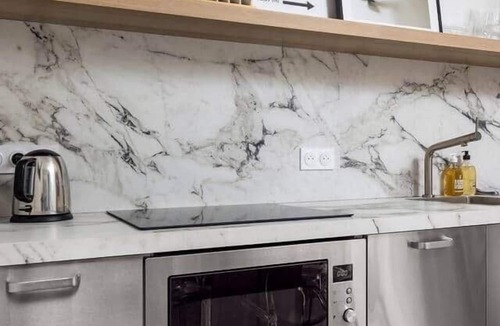 La Colle Apartment | New Center Easy Access AC, Fiber Internet