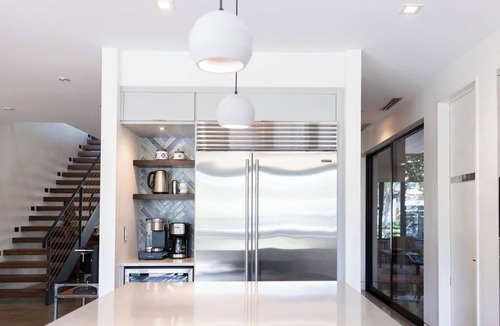 Bryker Woods House | *NEW Central Austin | Sleeps 12 - WalkerVR Firefly