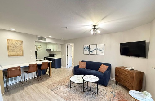 Garden Hills Apartment | NEW Central Buckhead Apt Atlanta Gem