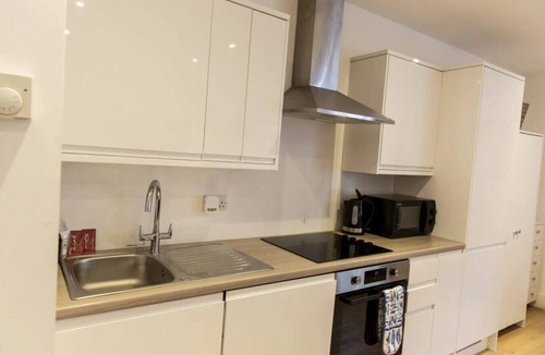 Maidstone Apartment | NEW! Central Studio w/Sofa Bed & Pet-Friendly