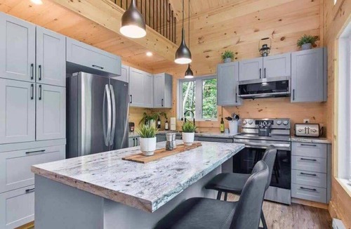 Saint-Alphonse-Rodriguez House | NEW Chalet des pins | lake access