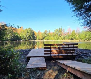 Pine Hill House | New chalet with spa and sauna - Le NaturOzen