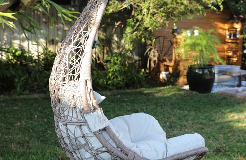 Surfside House | New! Charming 3-bed modern beach house with beautiful garden