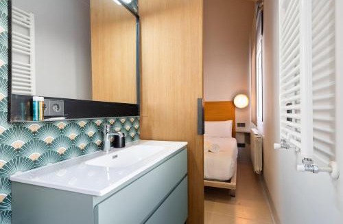 Carabanchel Apartment | New charming apartment with terrace for 4 pax - A-Vicent