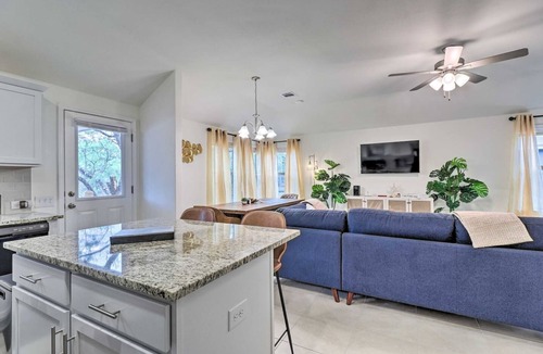 Granite Shoals House | New Charming Hill Country Home next to Lake LBJ