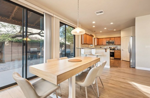 Midtown House | NEW! Chic hideaway, Central Location!