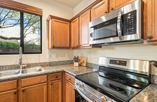 Midtown House | NEW! Chic hideaway, Central Location!