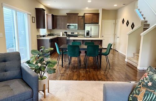 North Bethany House | New Classic Family Home in Quiet Neighborhood next to PCC Rock Creek