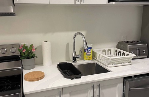 Sharon Apartment | New, Clean and Comfortable Apartment with Private Entrance.