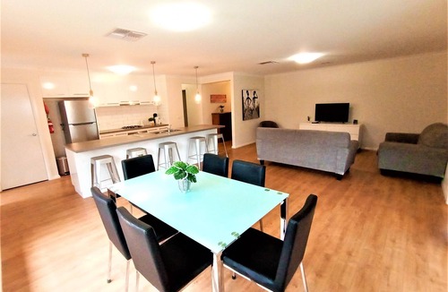 Thurgoona House | *NEW* Clearwaters Albury