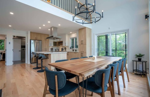 Saint-Alphonse-Rodriguez Ski Chalet | New Construction | Spa & Pool Table | Le Foresti