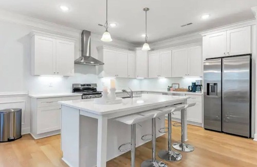 East Ocean View House | New Coastal Home Pet-Friendly Close to the Beach