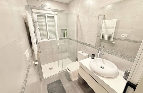 Burgos Apartment | New. Comfort assured.