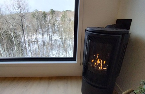 Orford Condo | New Condo in Orford facing the mountain, pet-friendly