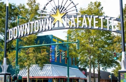 Downtown House | New Condo - Sleeps 6 - Downtown Lafayette! #102
