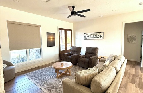 Hoyt House | New Construction! Near Evergreen Marina and Eufaula Dam.