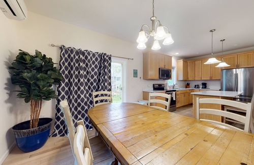 Oak Bluffs House | New Construction with Patio & Yard - Downtown & Beaches