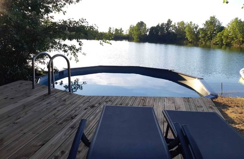 Lespinasse Villa | New contemporary house with view on private lack
