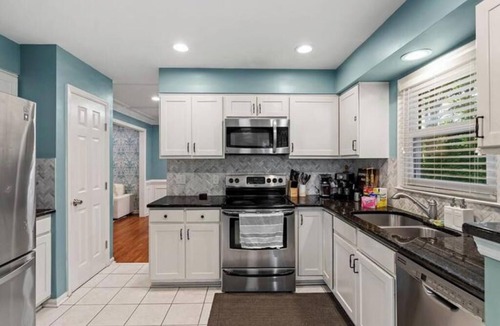Southwest Raleigh House | New Convenient Hub near NCSU & Downtown Raleighnn
