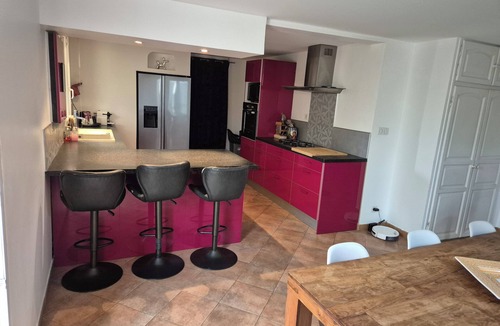 Gallargues-le-Montueux Villa | NEW- cosy family home