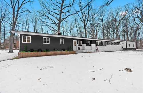 Rochester Hills House | NEW! Cozy 3BR Home|Gym, Game Room & Prime Location