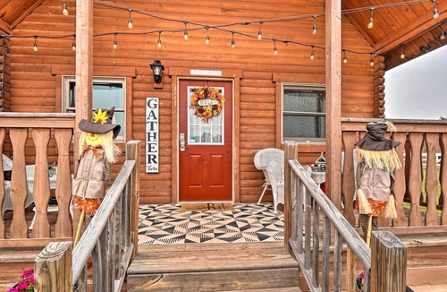 Fletcher Cabin | NEW! Cozy Cabin in Fletcher on Pepper Sprout Ranch