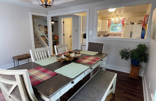 Baldwin City House | New! Cozy Cottage Just Blocks From Baker Campus