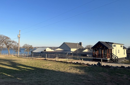 Kingston Cottage | New Cozy Cottage on Lake Texoma