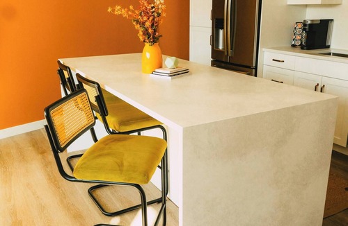 Downtown Halifax Bed & Breakfast | *NEW* Cozy Downtown Halifax Loft *Free Parking*