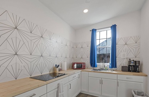 Alta Vista Apartment | NEW! Cozy & Historic Alta Vista Home