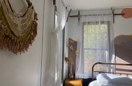 Oliverea Apartment | New- Cozy Tiny House with kitchenette firepit