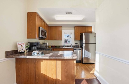 Del Ray House | NEW! DC Area Bungalow Near Shops and Dining