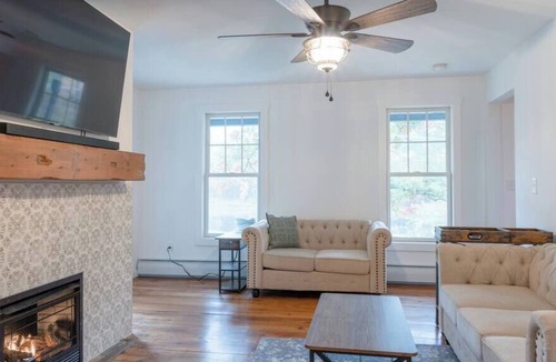 Pond Eddy House | New! Delaware River Canal House with River Access