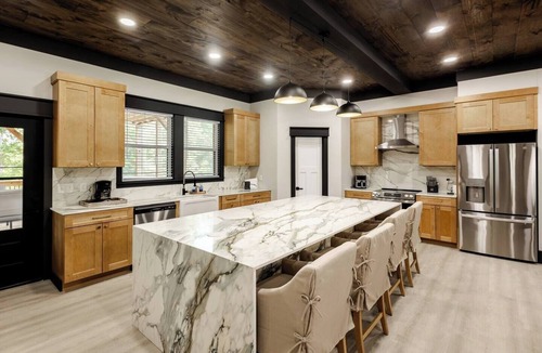 Cadiz House | New! Dock! Pool! Hot Tub! Games! 8 Bedroom! Sleeps 18!