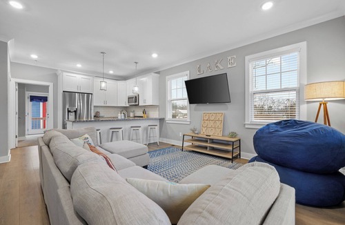 Nashville House | NEW! Double Fun! 2 Lakeside Homes @Blue Turtle Bay