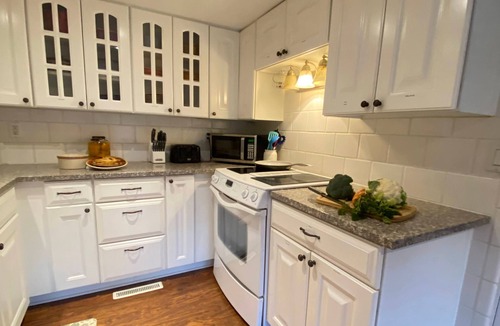 Gold Hill House | New - Down By The Rogue River - With Fire Pit