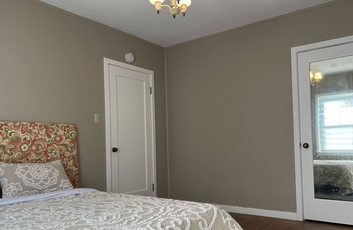 Central Davis House | New Downtown Davis vintage home