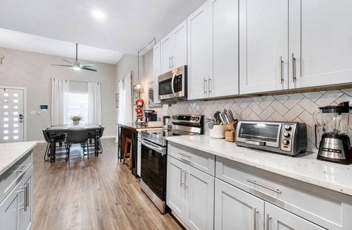 Nevada Street House | NEW! Downtown Lux, Large Groups