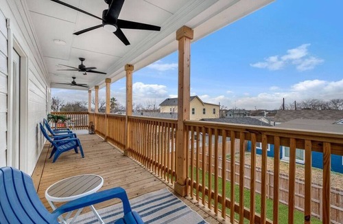 Nevada Street House | NEW! Downtown Lux, Large Groups
