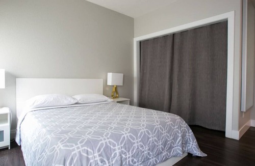 Downtown Omaha Apartment | New Downtown Modern Apartment. Near the Old Market
