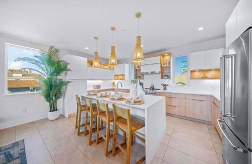 Siesta Key Village House | New - Dual-home luxury, Rooftop Decks, Sleeps 32
