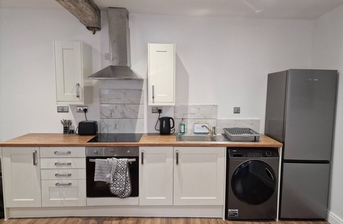 Burnley Apartment | New Duplex Period Delight