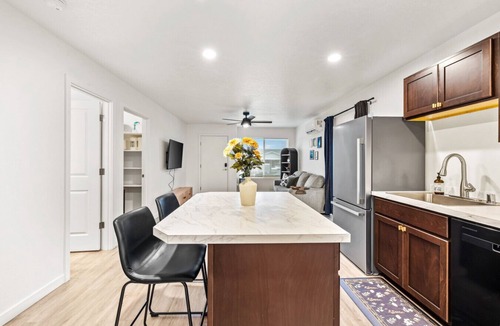 Umatilla Villa | New Duplex with King Bed and Easy Highway Access